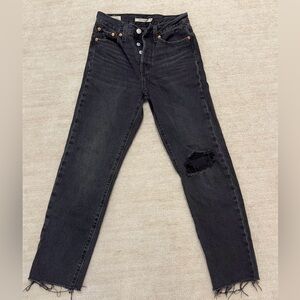 Levi’s Wedgie Straight Women’s Jeans Size: 24; Color: Black (After Sunset)